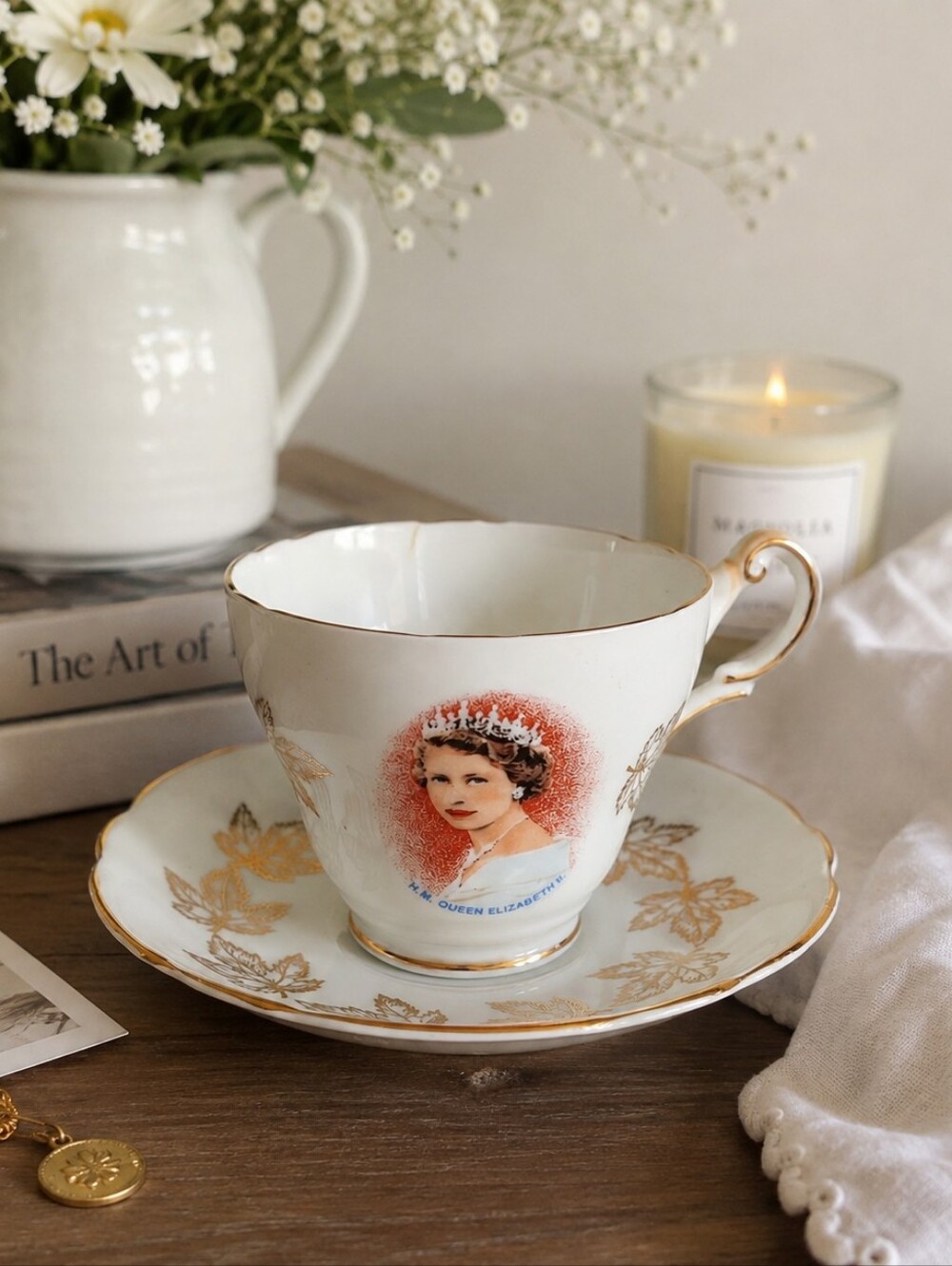 Vintage 1953 Royal Darwood Queen Elizabeth II Coronation Bone China Teacup